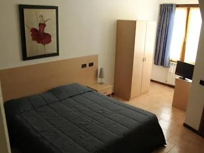 Hotel Passo Del Lupo سيستولا 3*,